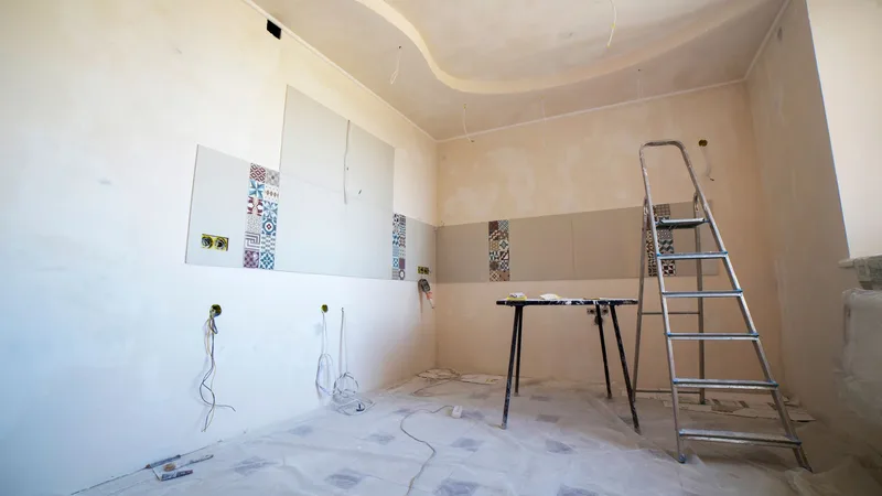 Cómo elegir al profesional adecuado en Málaga - Decoración de interiores con Pladur® moderno